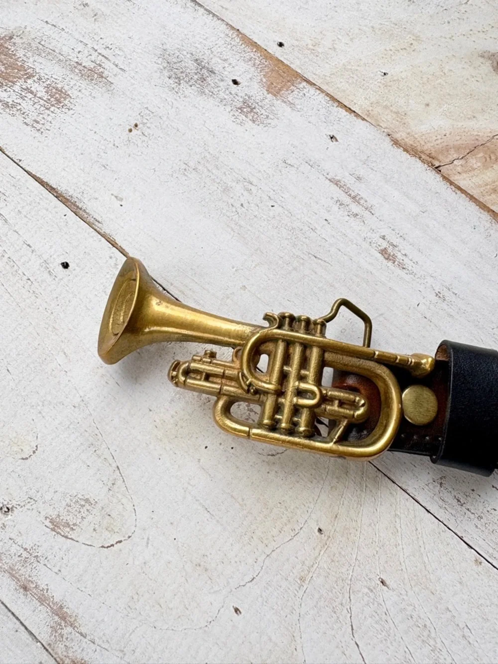 Vintage Baron solid Brass belt Buckle cornet trumpet music band 70s sz 34 belt